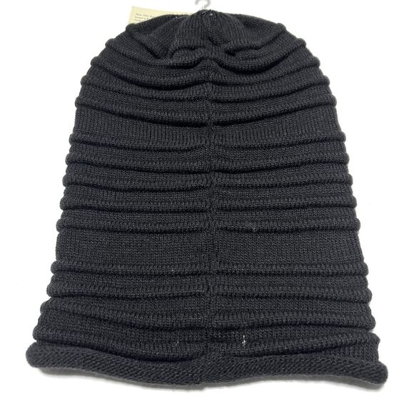 Woolrich Knitted Ribbed Wool Beanie in black - Picture 2 of 3